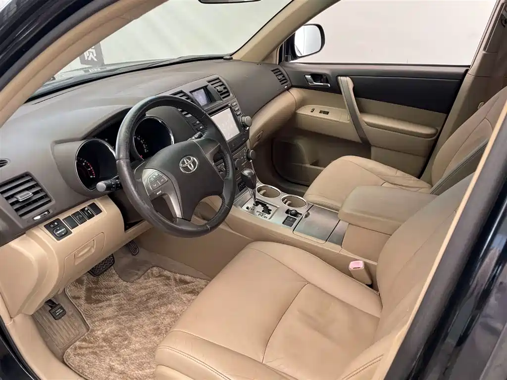 Toyota Highlander 2011