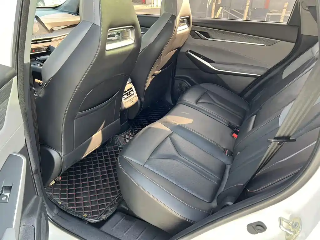 Changan CS75PLUS 2022 — фото 11