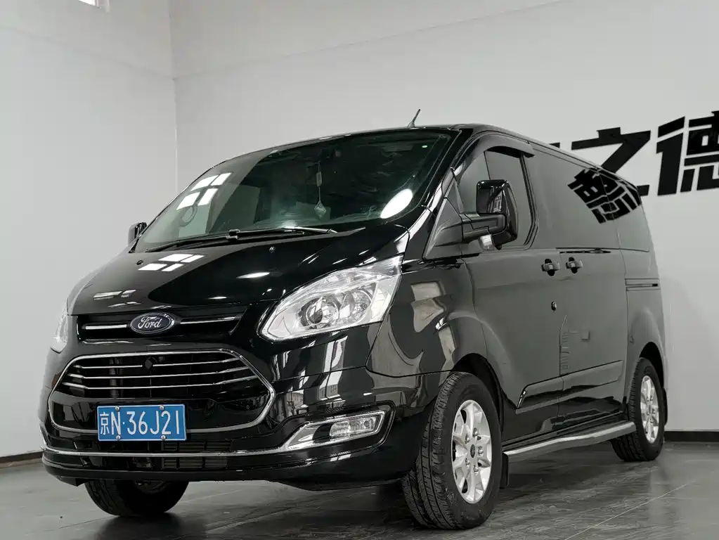 Ford Tourneo 2021