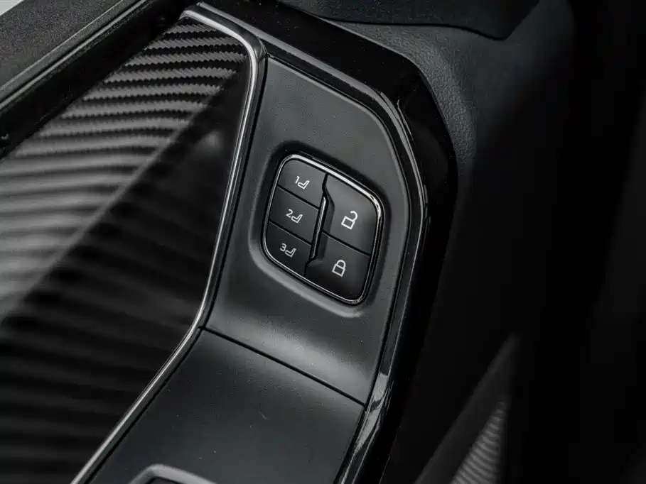 Ford F-150 Raptor 2024 — фото 17