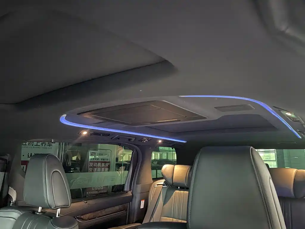 Toyota Alphard 2021 — фото 13