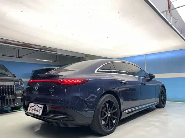 Mercedes-Benz EQE 2022