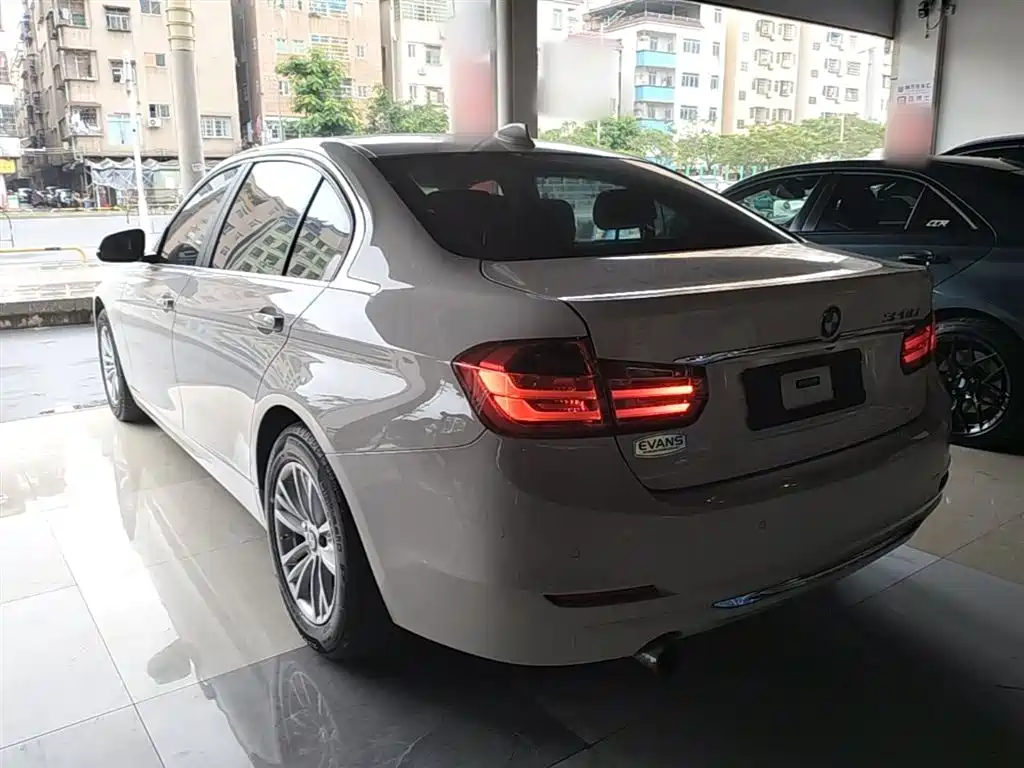 BMW 3 Series 2015 — фото 5