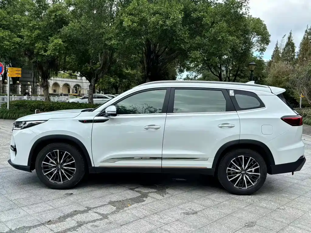 Chery Tiggo 8 PRO 2023 — фото 15