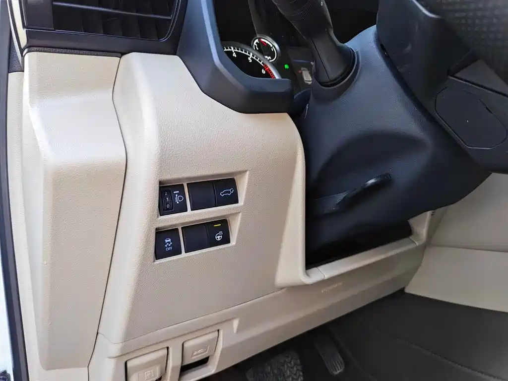 Toyota Land Cruiser 2025 — фото 12