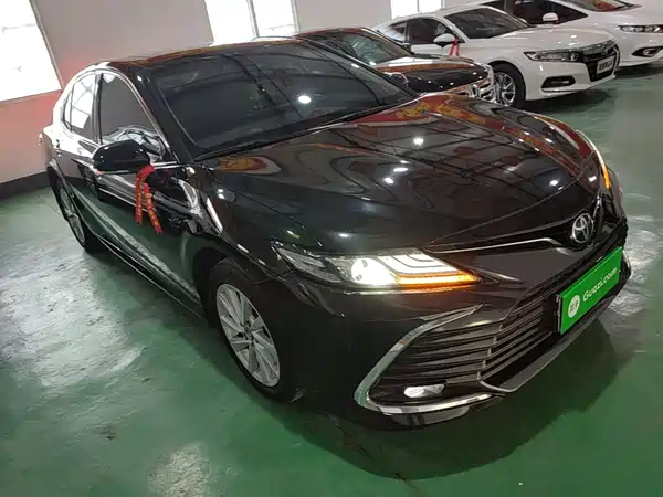 Toyota Camry 2021