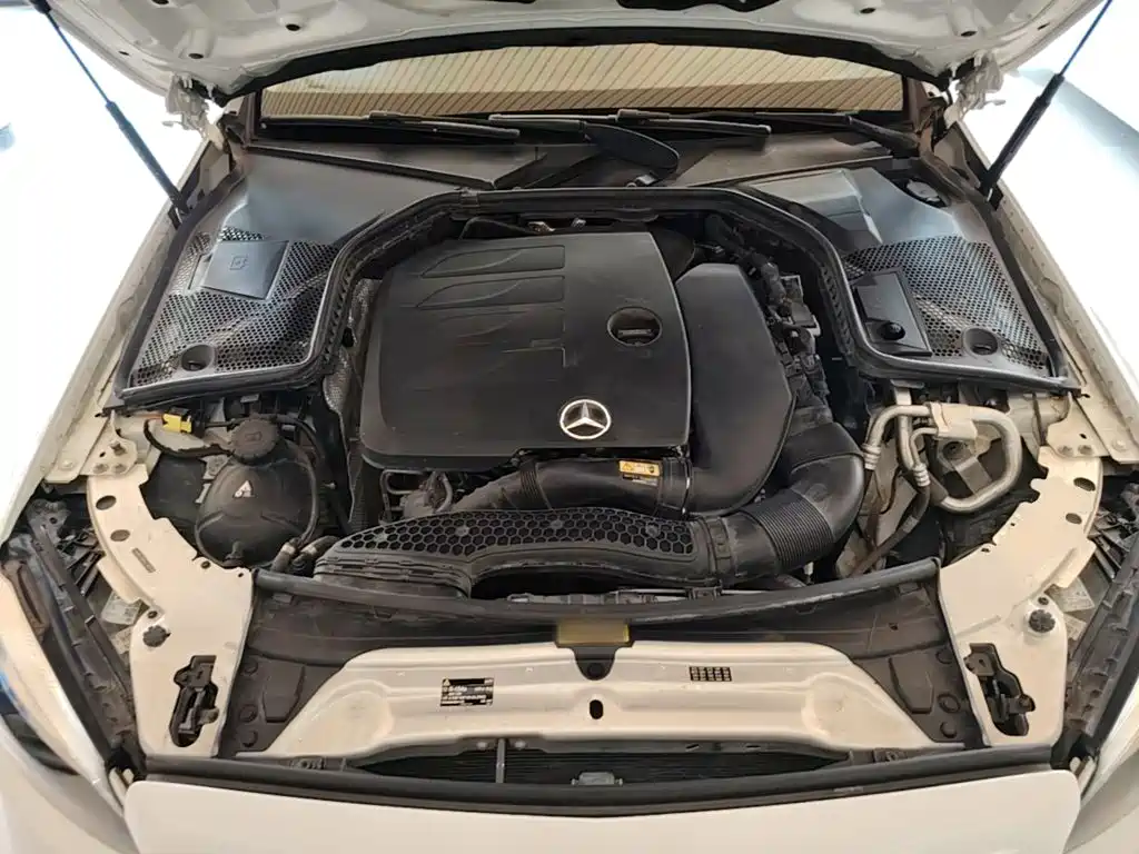 Mercedes-Benz C-Class 2020 — фото 20