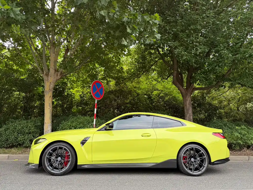 BMW M4 2023