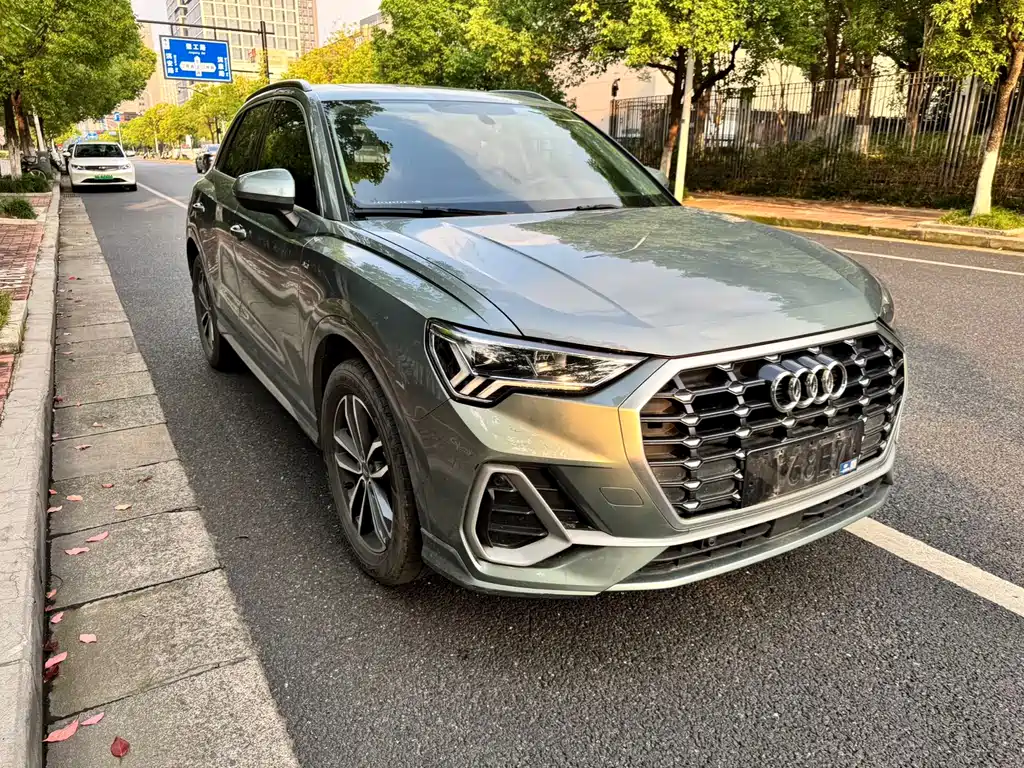 Audi Q3 2022 — фото 3