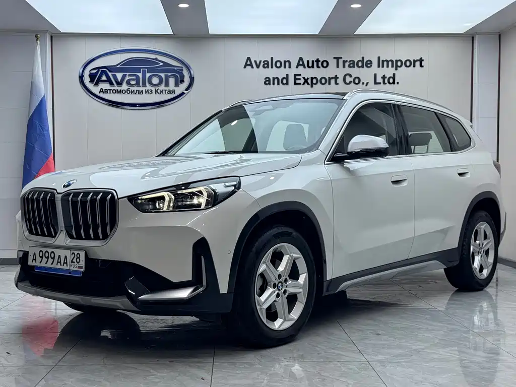BMW X1 2024 — фото 1