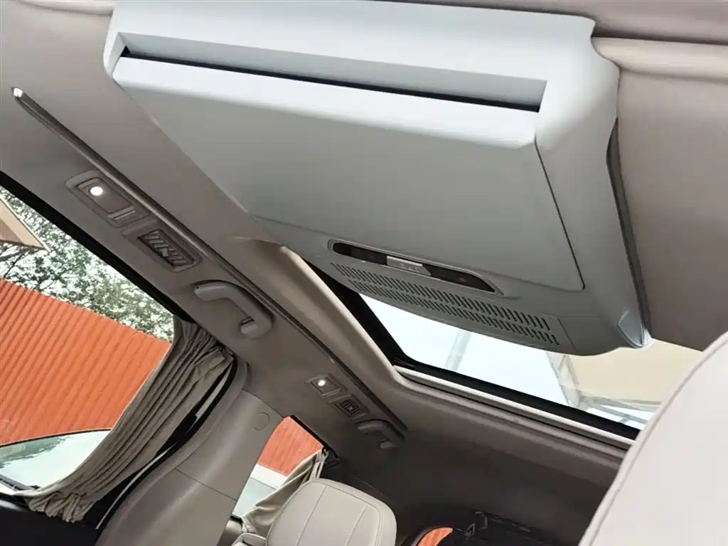 GAC Motor Trumpchi M8 2019 — фото 18