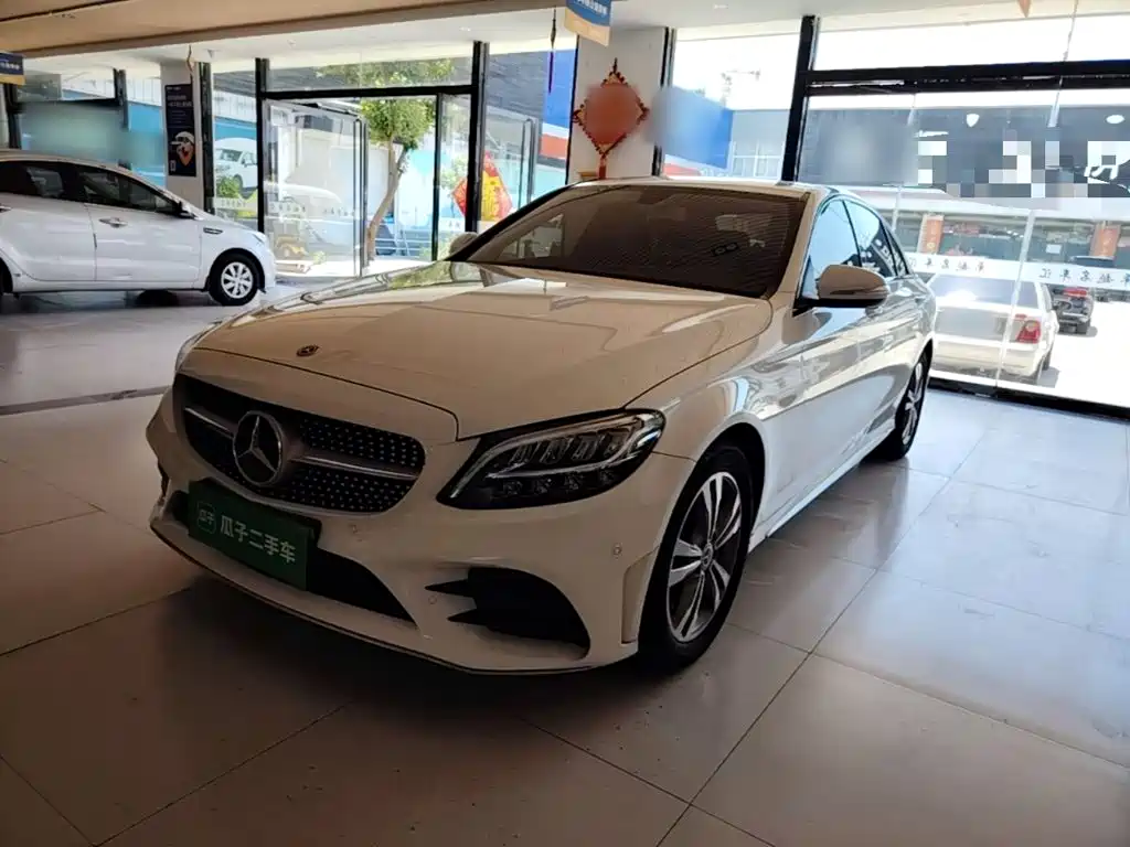 Mercedes-Benz C-Class 2020