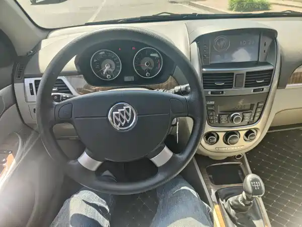 Buick Excelle 2015