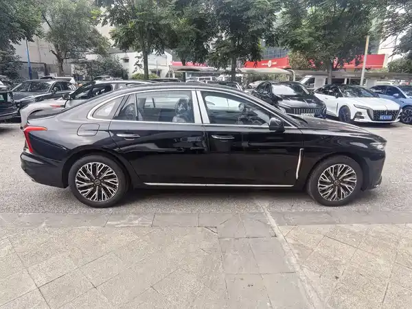 Hongqi H5 2026