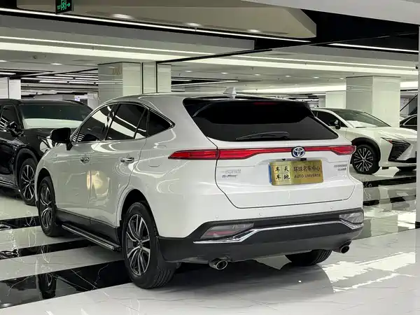 Toyota Harrier 2023