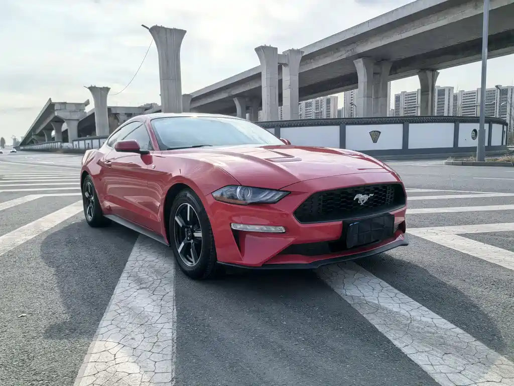 Ford Mustang 2019 — фото 3