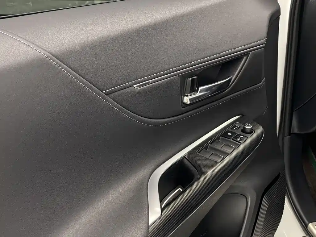 Toyota Harrier 2024 — фото 22