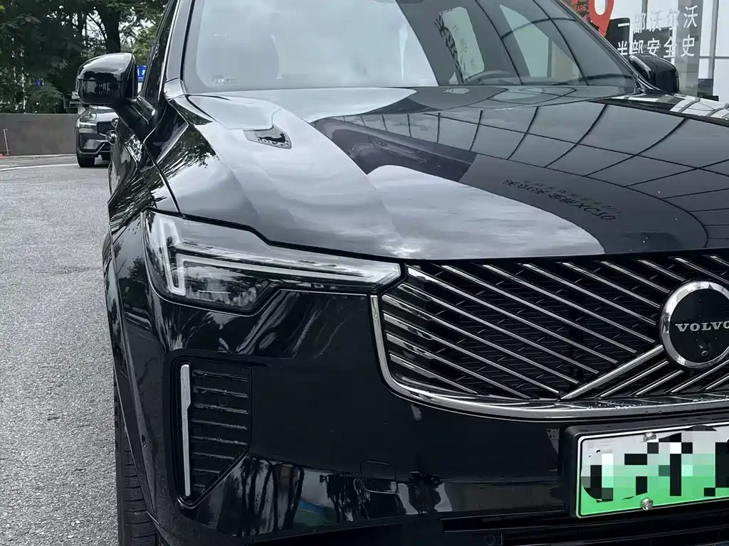 Volvo XC90 PHEV 2025 — фото 4