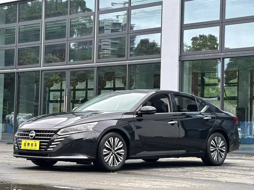 Nissan Teana 2024