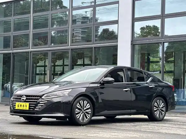 Nissan Teana 2024