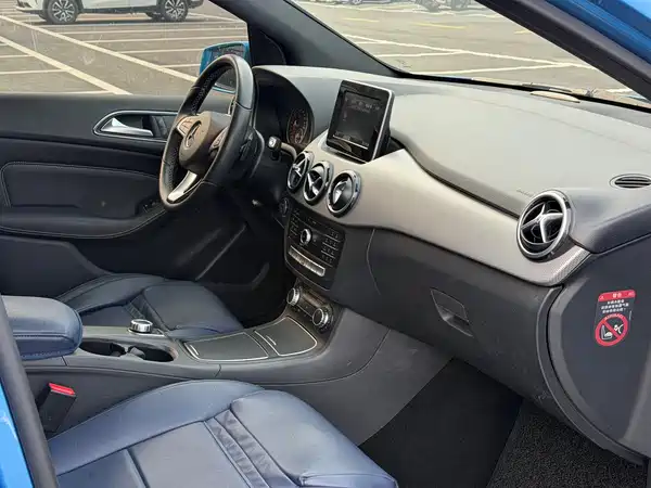 Mercedes-Benz B-Class 2017