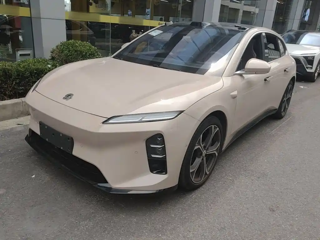 NIO ET5T 2025