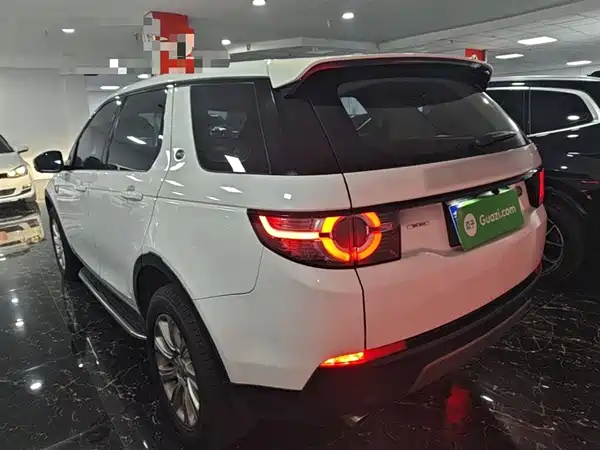 Land Rover Discovery Sport 2016
