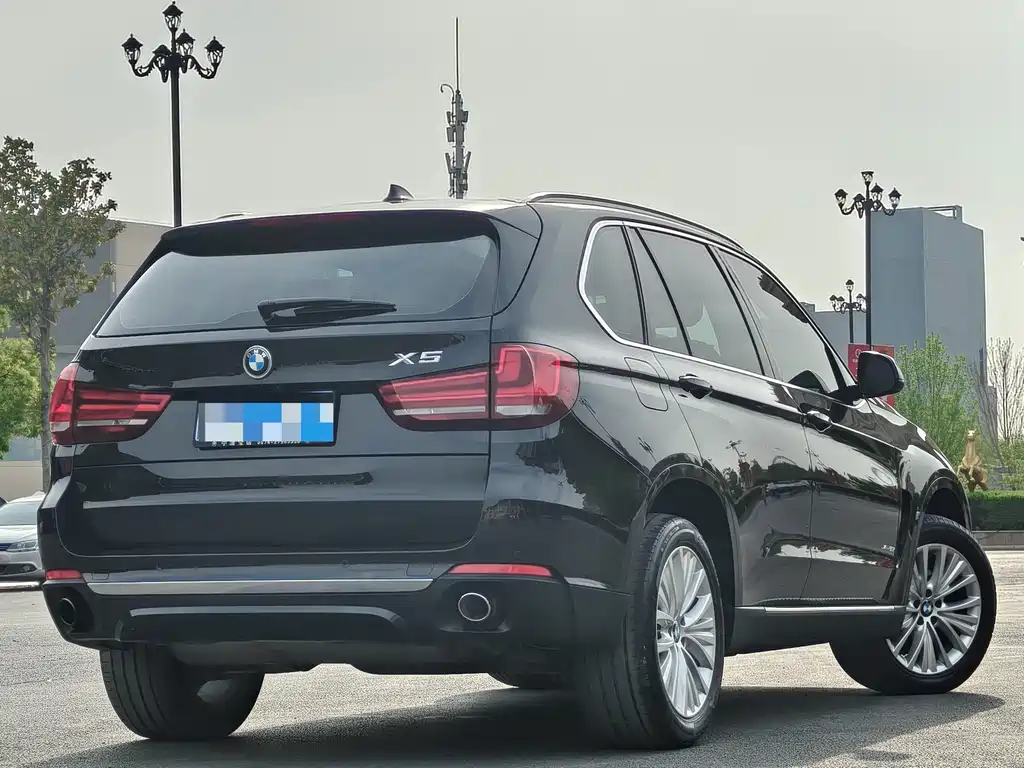 BMW X5 2017 — фото 24