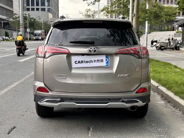 Toyota RAV4 2018
