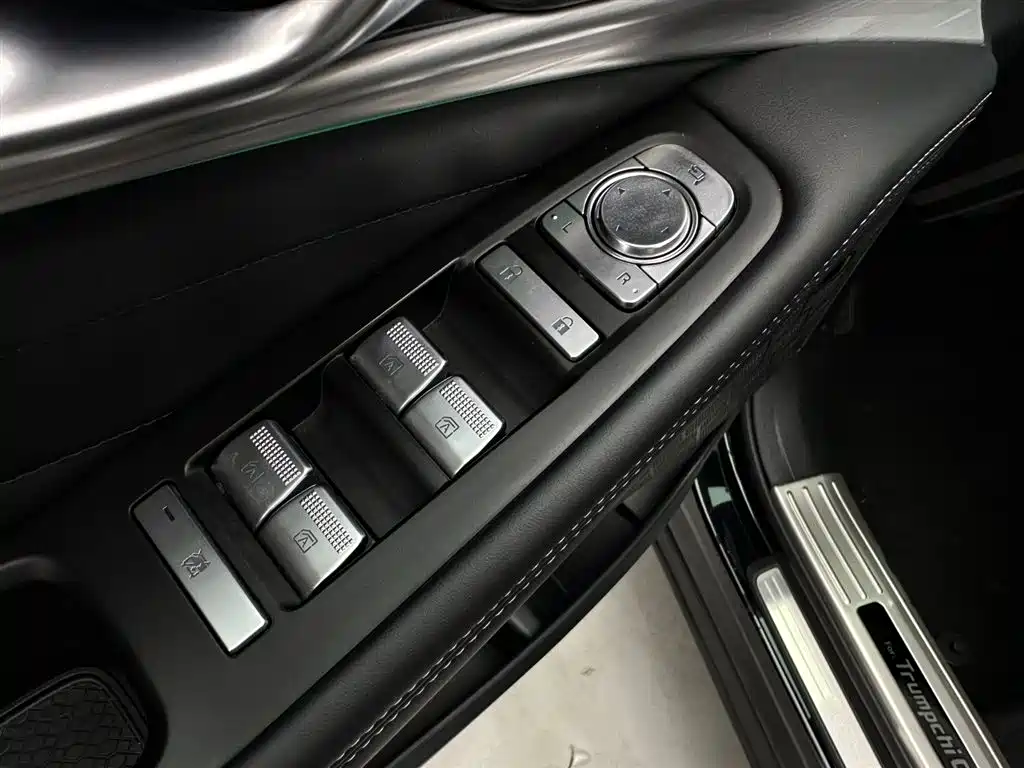 GAC Motor Trumpchi GS8 2024 — фото 22
