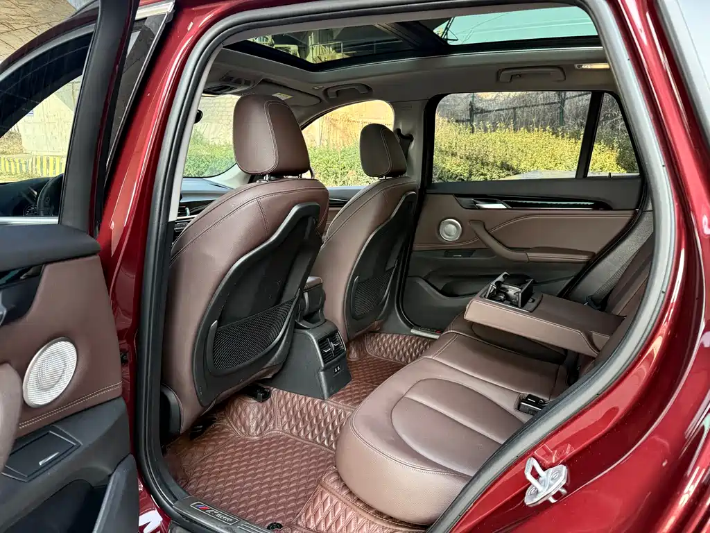 BMW X1 2021 — фото 9