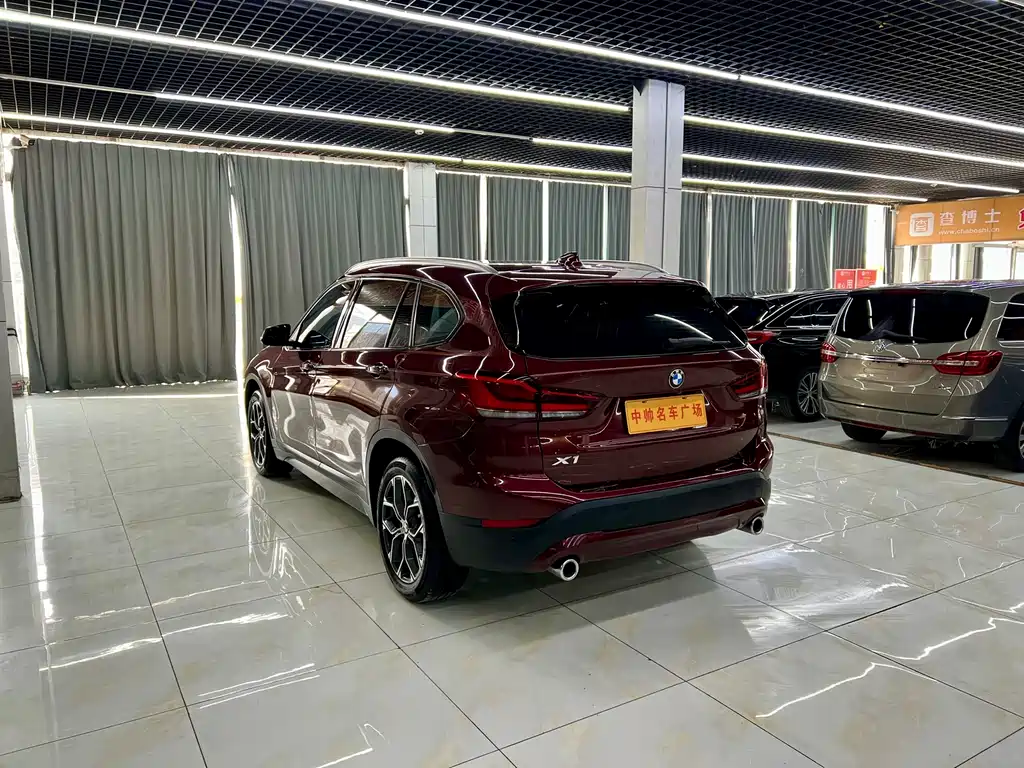 BMW X1 2019 — фото 4