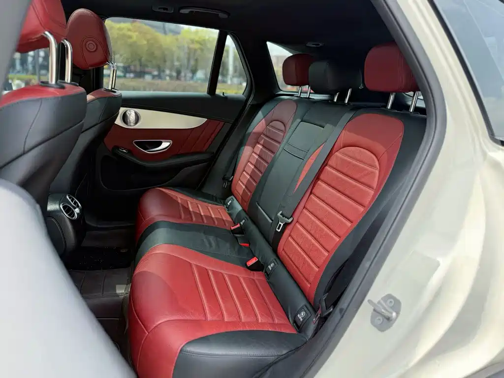 Mercedes-Benz GLC AMG 2021 — фото 14