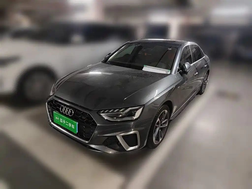 Audi A4L 2021 — фото 1