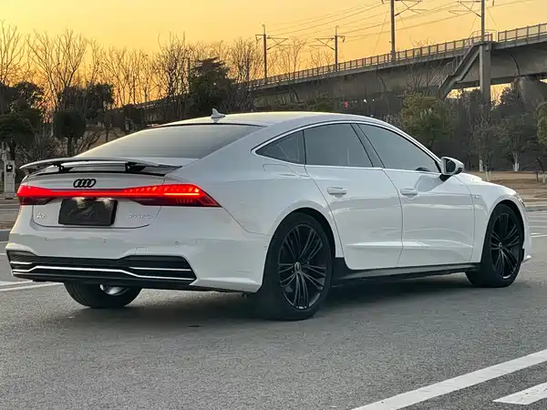 Audi A7 2023