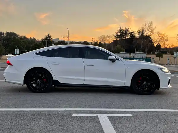 Audi A7 2023