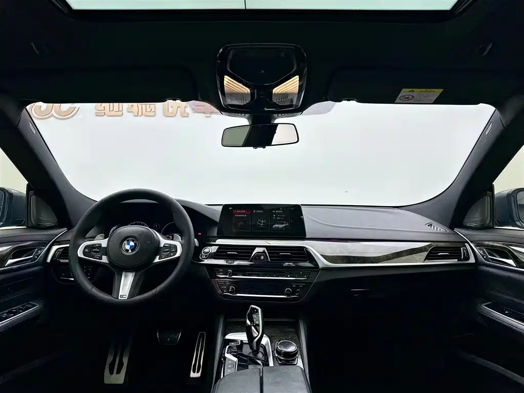 BMW 6 Series GT 2019 — фото 8