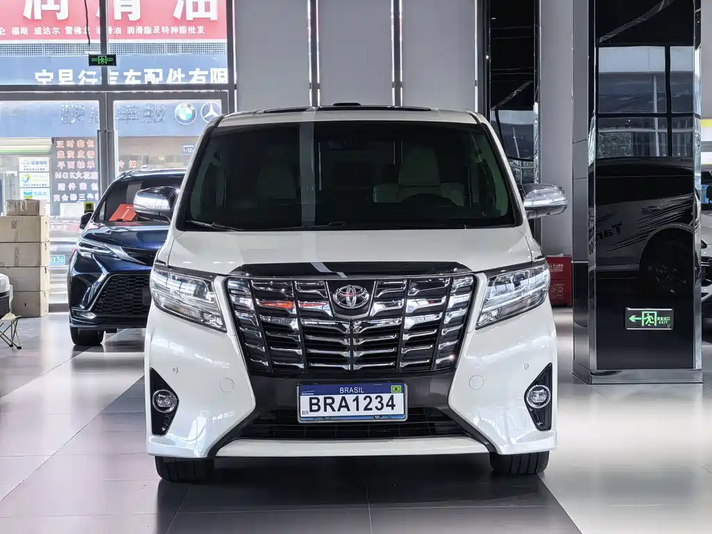Toyota Alphard 2018 — фото 2