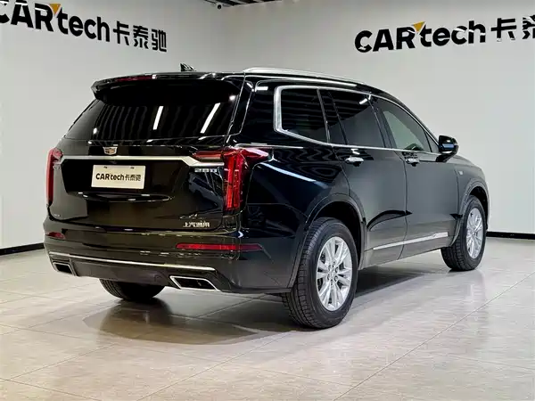 Cadillac XT6 2023