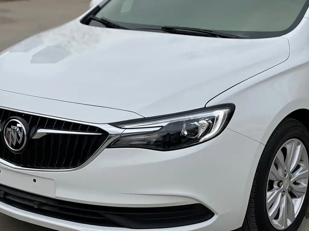 Buick Excelle 2022 — фото 22
