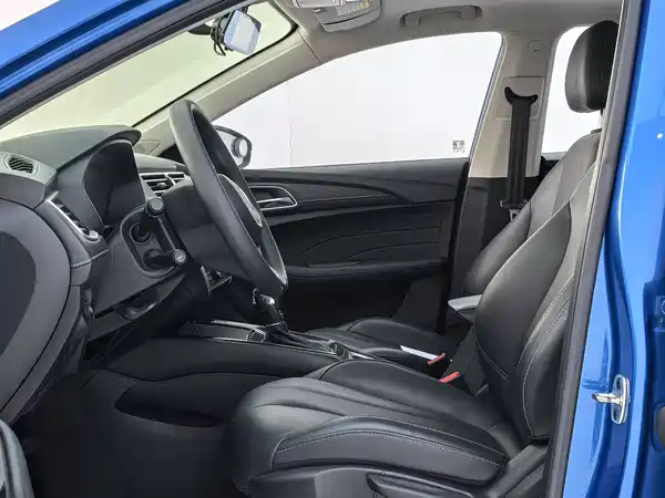 Roewe i5 2019