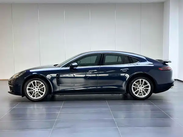 Porsche Panamera 2017