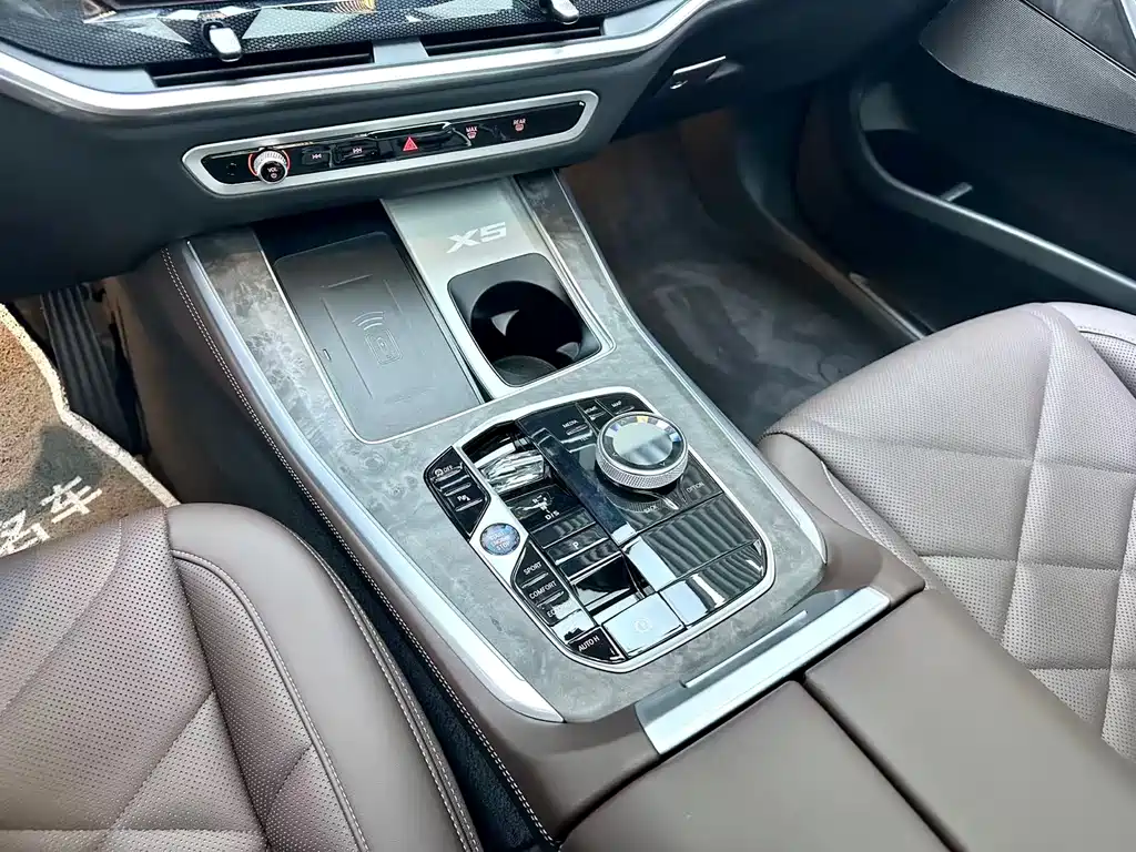 BMW X5 2024 — фото 19