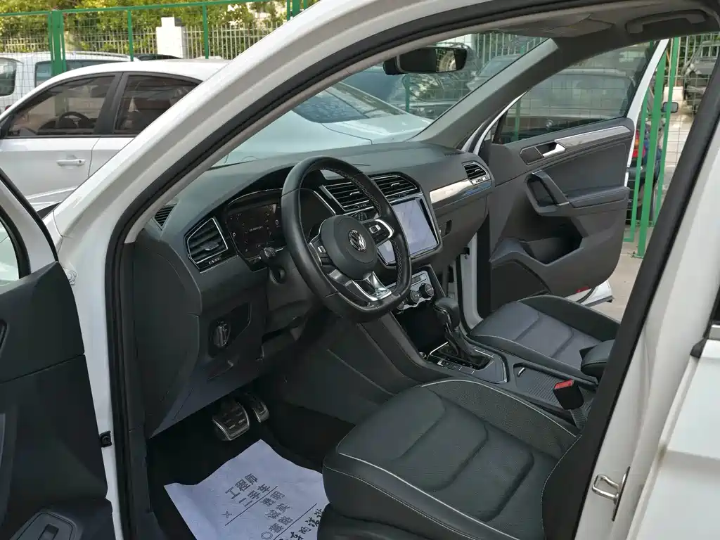 Volkswagen Tiguan L 2020