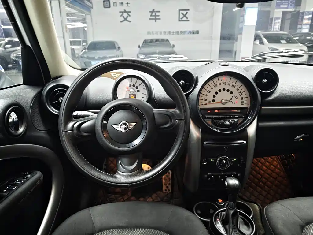 MINI Countryman 2014