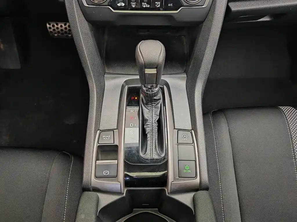 Honda Civic 2020 — фото 13