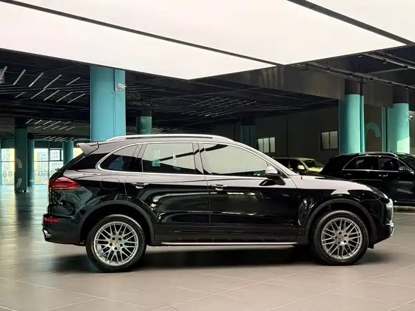 Porsche Cayenne 2015
