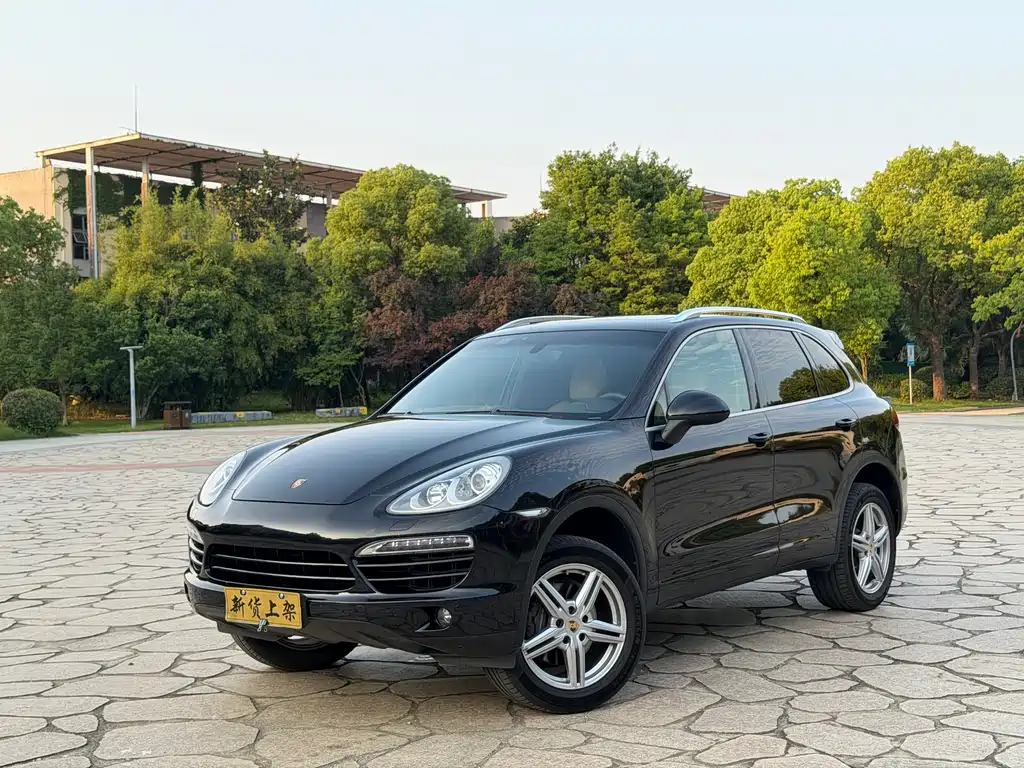 Porsche Cayenne 2014