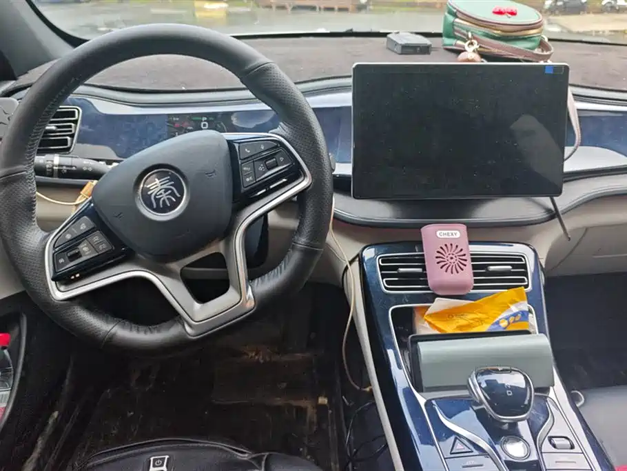 BYD Qin PLUS 2023 — фото 12