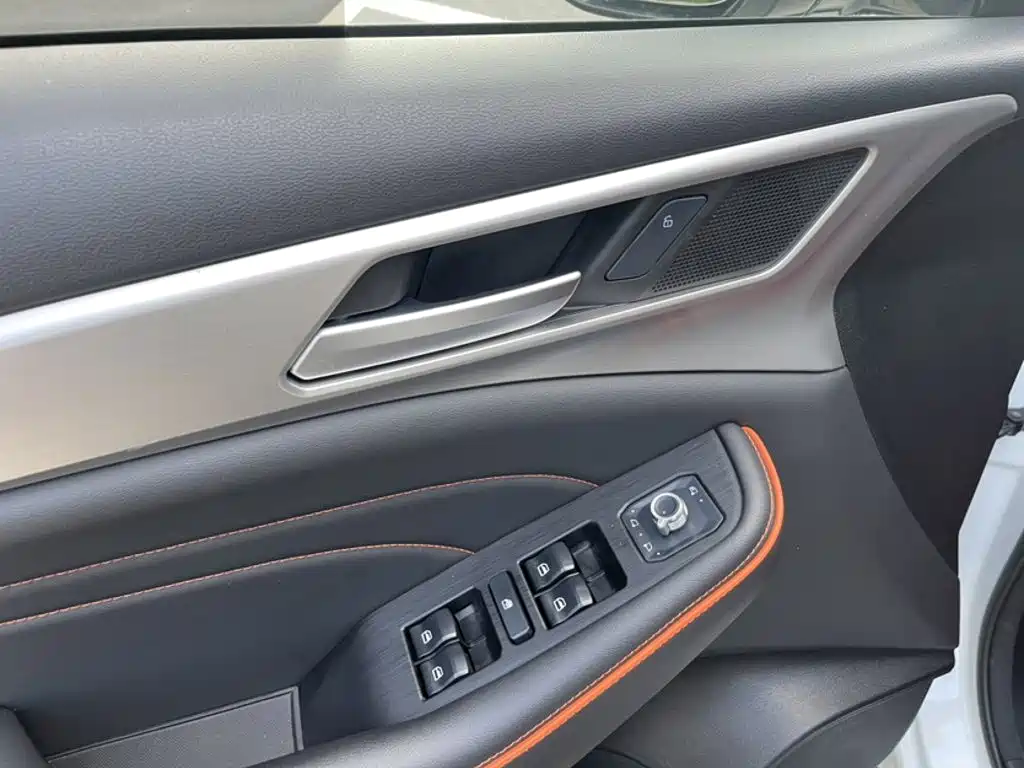Haval F7 2021 — фото 15